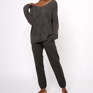Barefoot Dreams Petite CozyChic Lite
Pullover & Lounge Pant Set  1X petite
